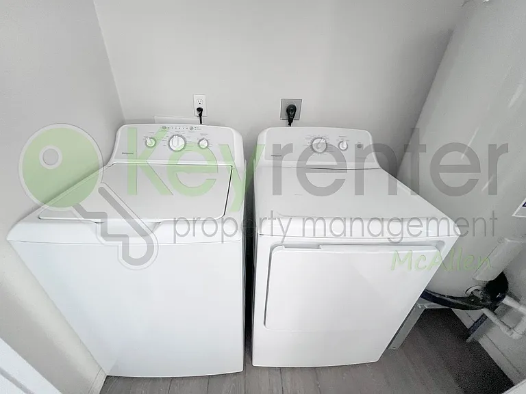 1609 W Cortlandt St #3 — Photo 13