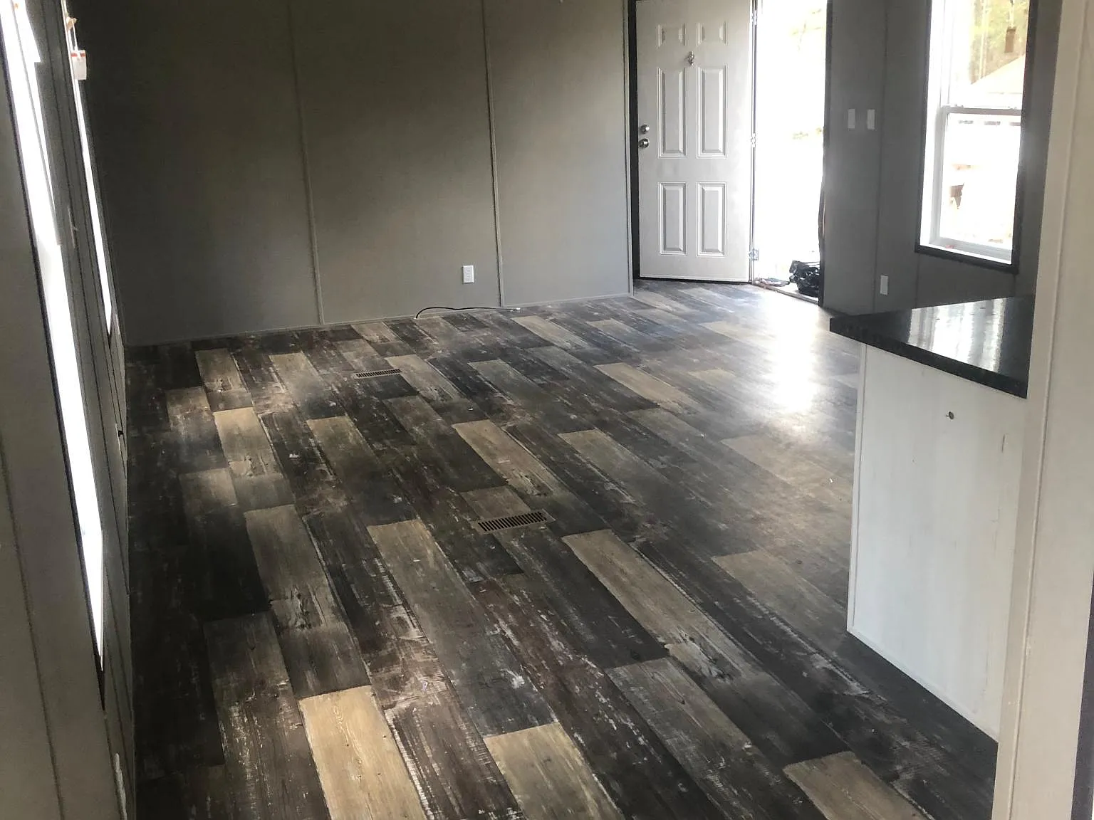 13961 Hartman Ln — Photo 4
