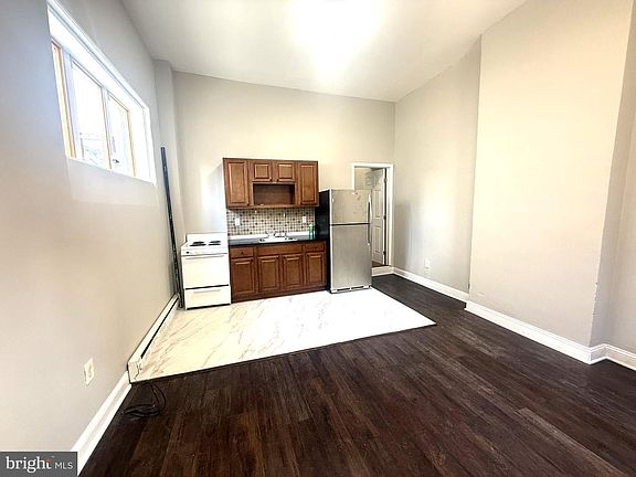 5th image of 1635 N 26th St #A