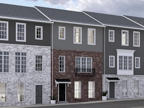 221 Main St, Cranberry Township, PA 16066