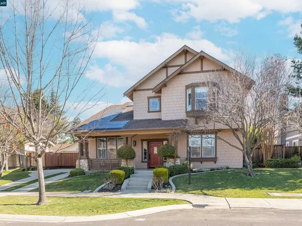 2120 Hall Cir, Livermore, CA 94550