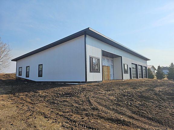 3rd image of 24383 Twilight Ln