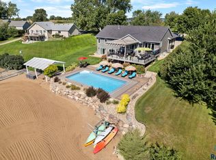 6328 Harbor Way, Wentworth, SD 57075