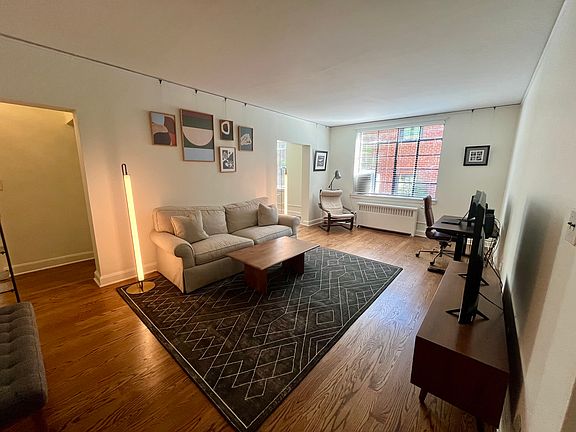 4th image of 1121 Myrtle Ave APT 71