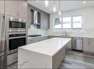 10426 147th St NW, Edmonton, AB T5N3C5