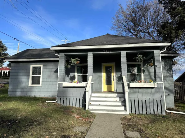 240 NW True St, Pullman, WA 99163