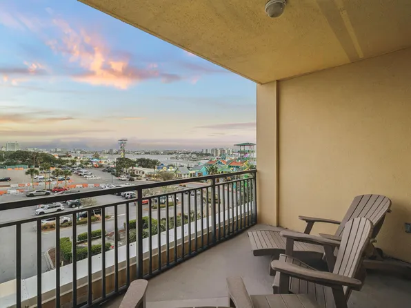 10 Harbor Blvd #E108, Destin, FL 32541