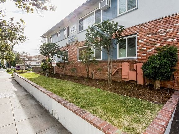 3rd image of 251 N El Molino Ave APT 13