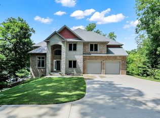 3208 Goshawk Ln, Martinsville, IN