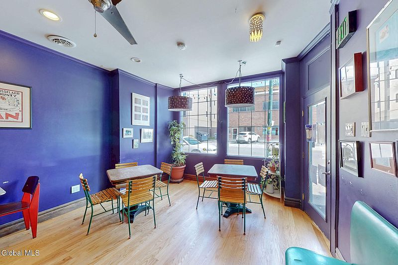 4th image of 1809 5th Avenue
