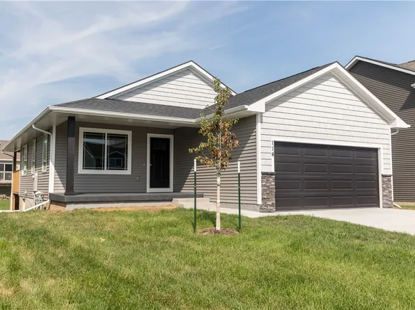 114 NE Adams Ave, Elkhart, IA 50073