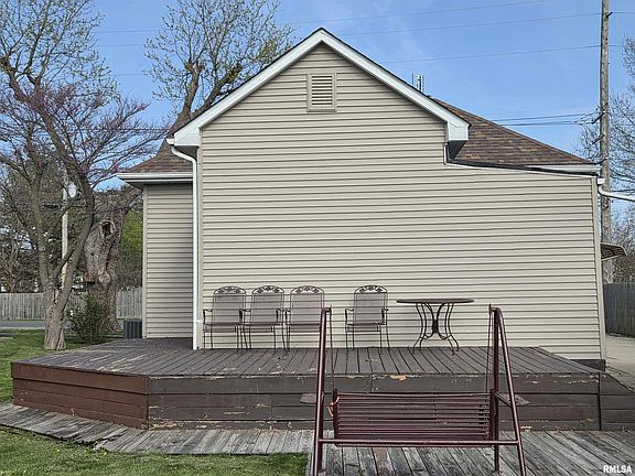 4th image of 330 N West St