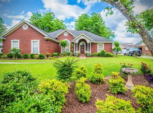 107 Hampshire St, Dothan, AL 36305