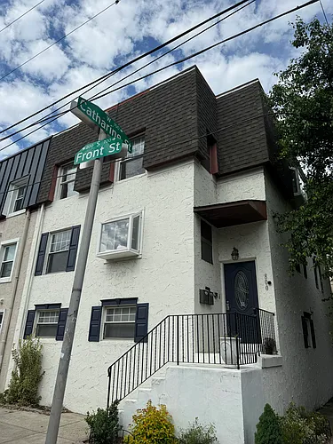 800 S Front St #2 Photo 1