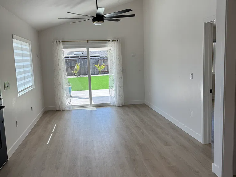 67 Newcastle Cir #B — Photo 5