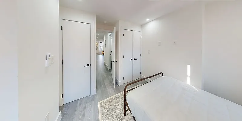 Rented by The Agency | media 27