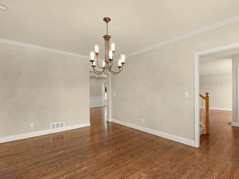 2420 Regal View Ct — Photo 20