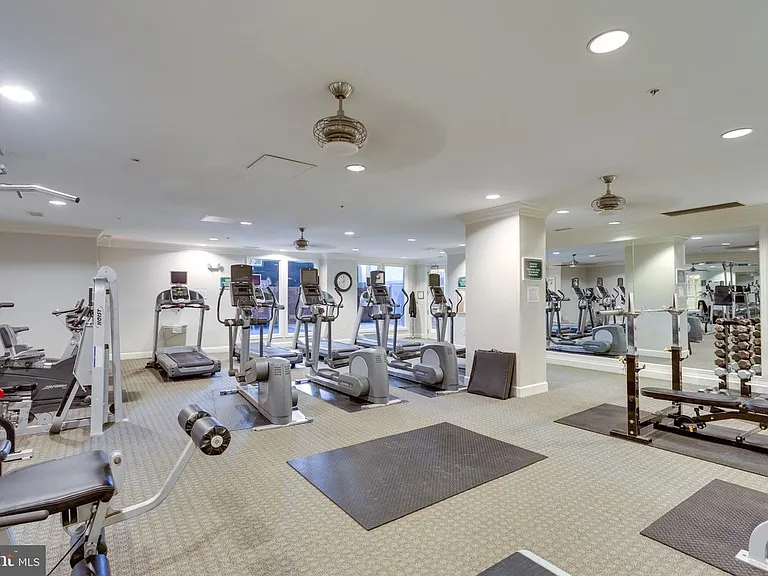 2665 Prosperity Ave #121 — Photo 19
