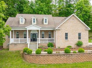 106 Iris Ln, Morgantown, WV 26501