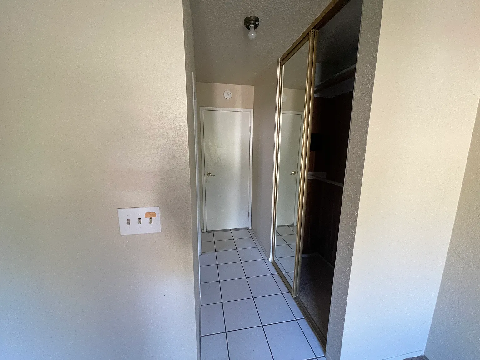 3 bed, 1416 sqft, $1,100 — Photo 3