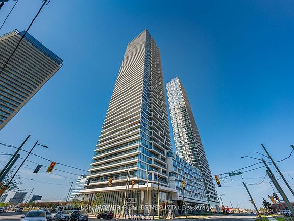 4th image of 950 Portage Pkwy #3006