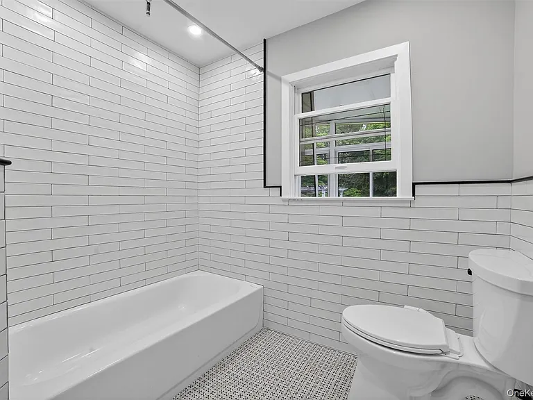 3538 James St #A — Photo 19