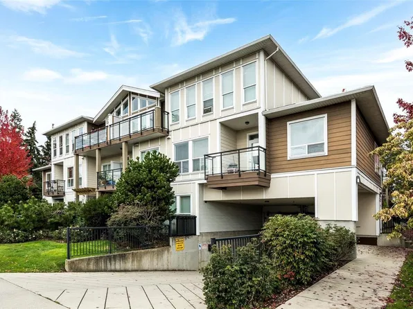 938 Dunford Ave #103, Langford, BC V9B 0M2