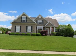 2926 Shallowford Rd NE, Canton, OH 44721