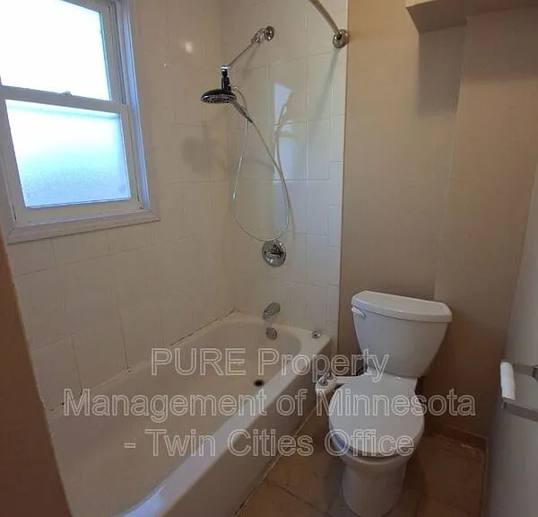 987 Churchill St #1 — Photo 13