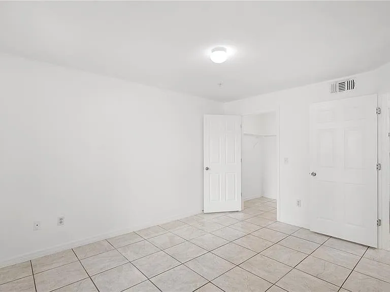 2204 Key West Ct #518 — Photo 9