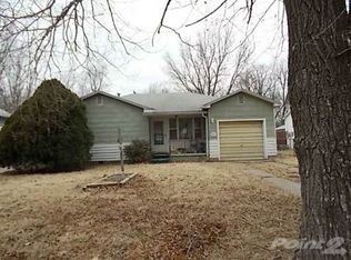 811 N D St, Arkansas City, KS 67005
