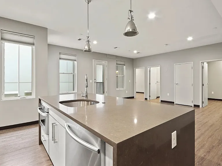 16 Preble St #3 — Photo 3