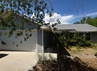 1005 Hoffman Dr, Aztec, NM 87410