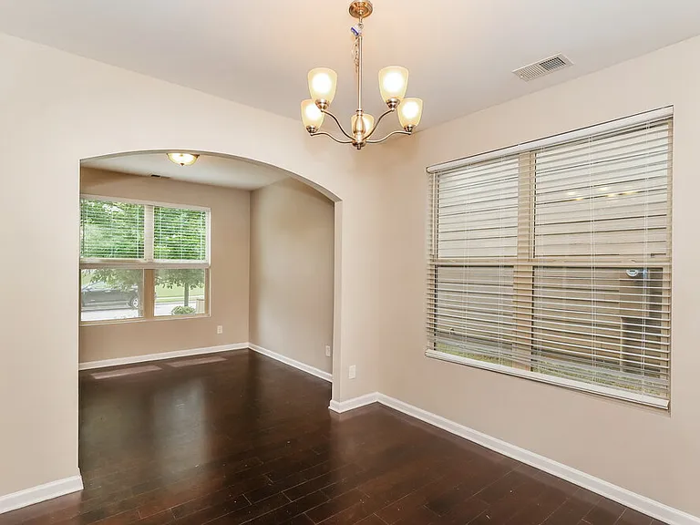 4782 Brookwood Pl — Photo 6