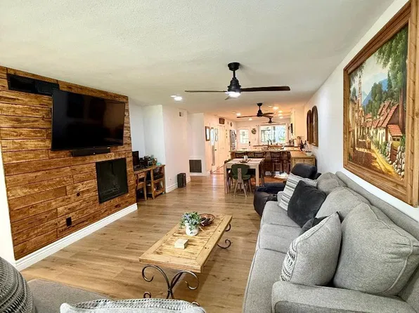 4902 N Sequoia Dr #104, Fresno, CA 93705