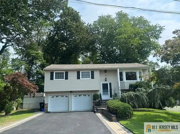 3 Bruce Rd, East Brunswick, NJ 08816