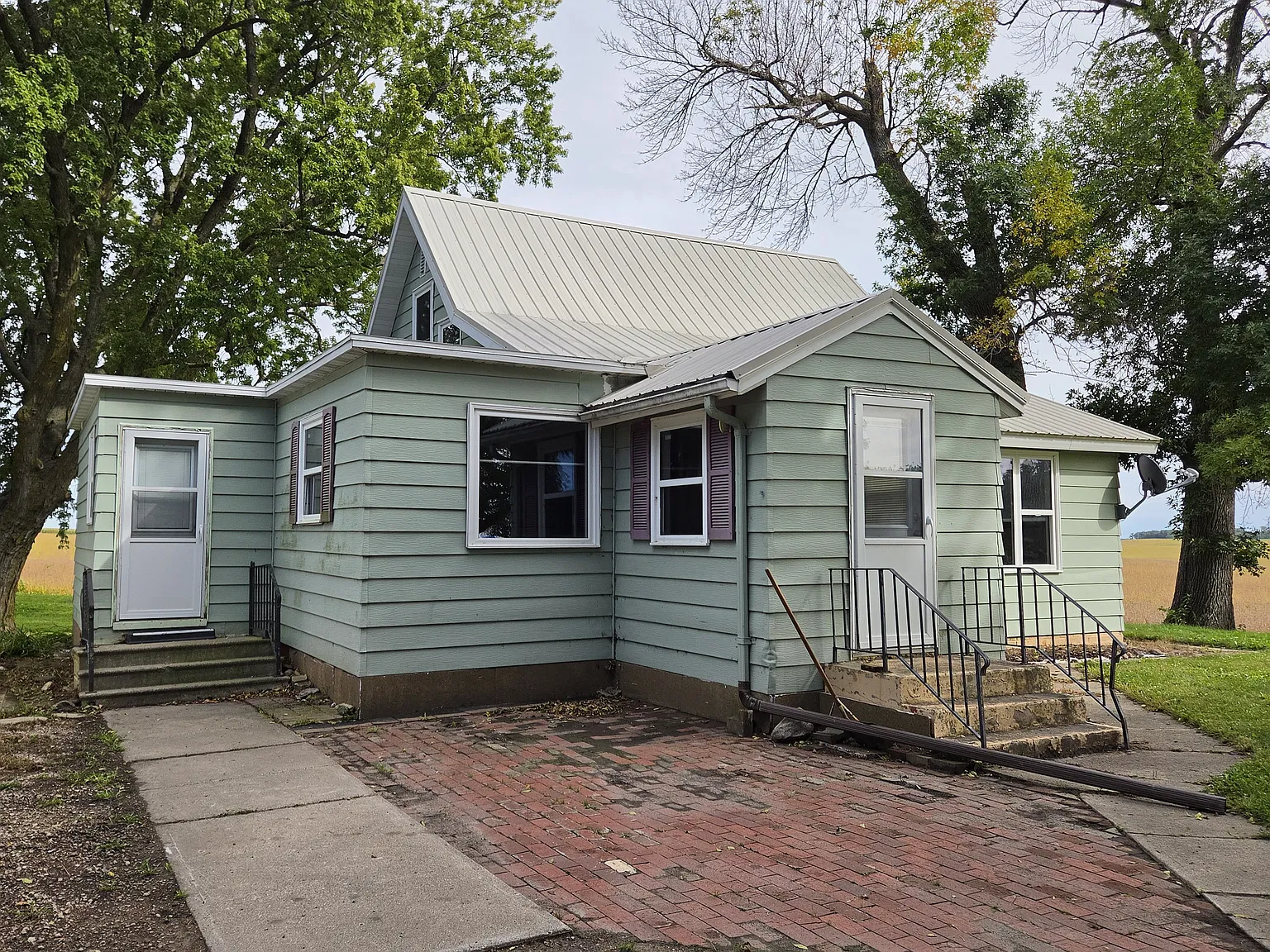 800th Ave, Albert Lea — Photo 2