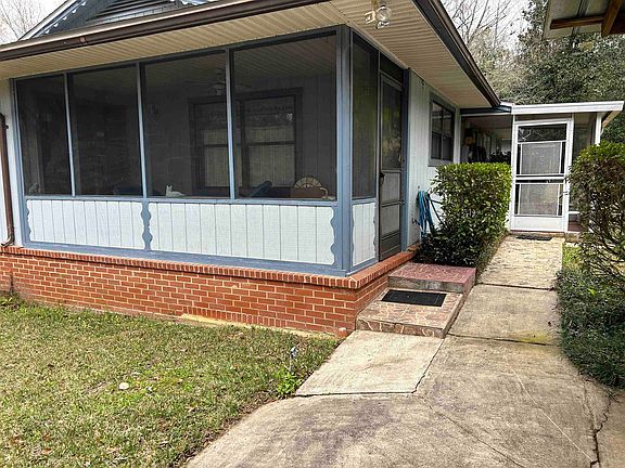 3rd image of 358 Beaver Creek Dr