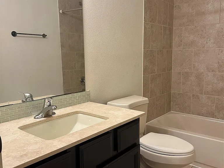 13915 Sawmill Run Ln — Photo 29