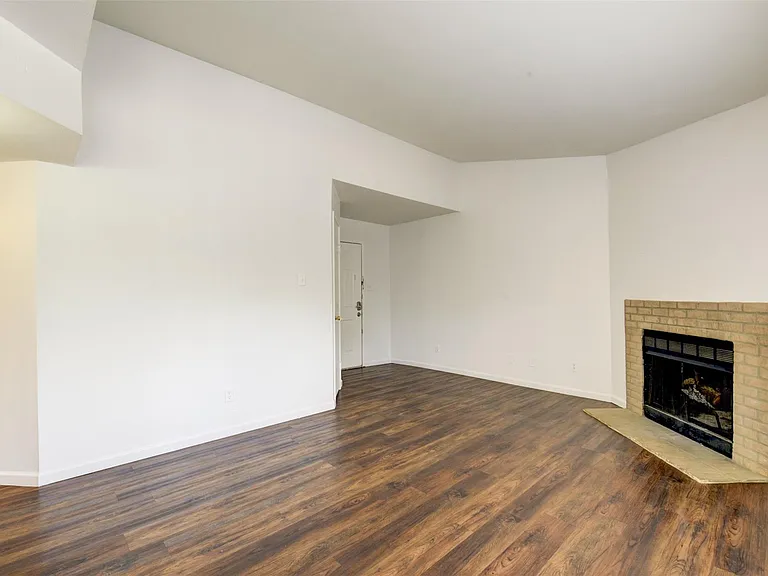 7200 W T C Jester Blvd #904 — Photo 12