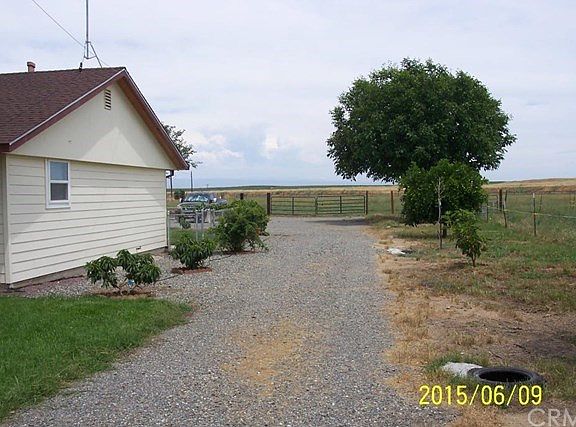 5th image of 3176 Marguerite Ave
