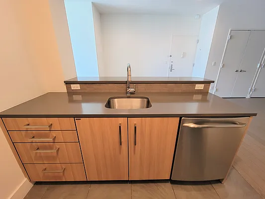 Rented by Algin Management | media 6