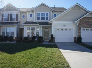 8653 Brookings Dr, Charlotte, NC 28269