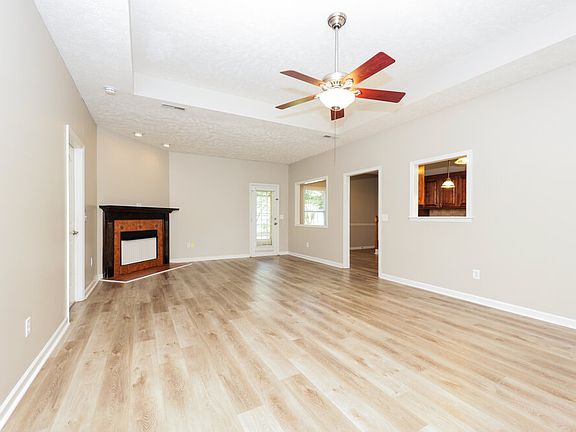 5th image of 3604 Belvidere Ct