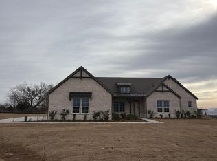 1003 Webb Ct, Van Alstyne, TX 75495