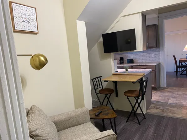 17 Hanna Pl #A-d, Rochester, NY 14620
