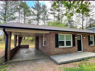 6750 Martin Ferry Rd, Tobaccoville, NC 27050
