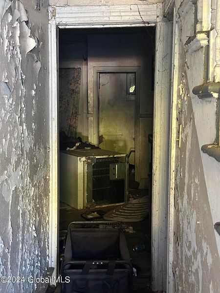 4th image of 28 Moyston Street