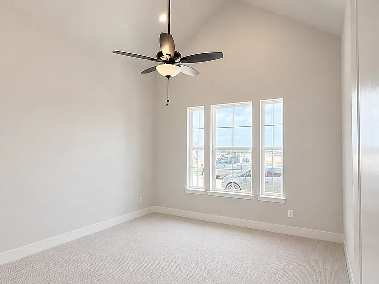 7183 Lathrop Ln — Photo 9