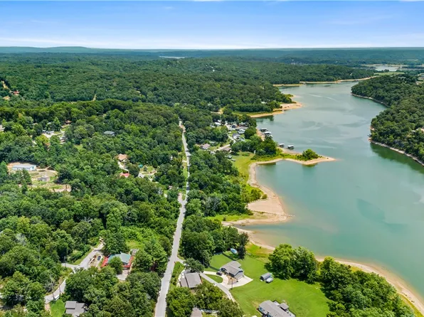 10250 Clairborne Rd #232, Rogers, AR 72758